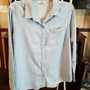 Old Navy denim shirt